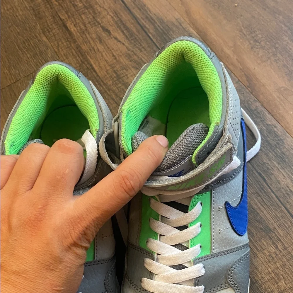 Nike SB Gray and Green High-Tops